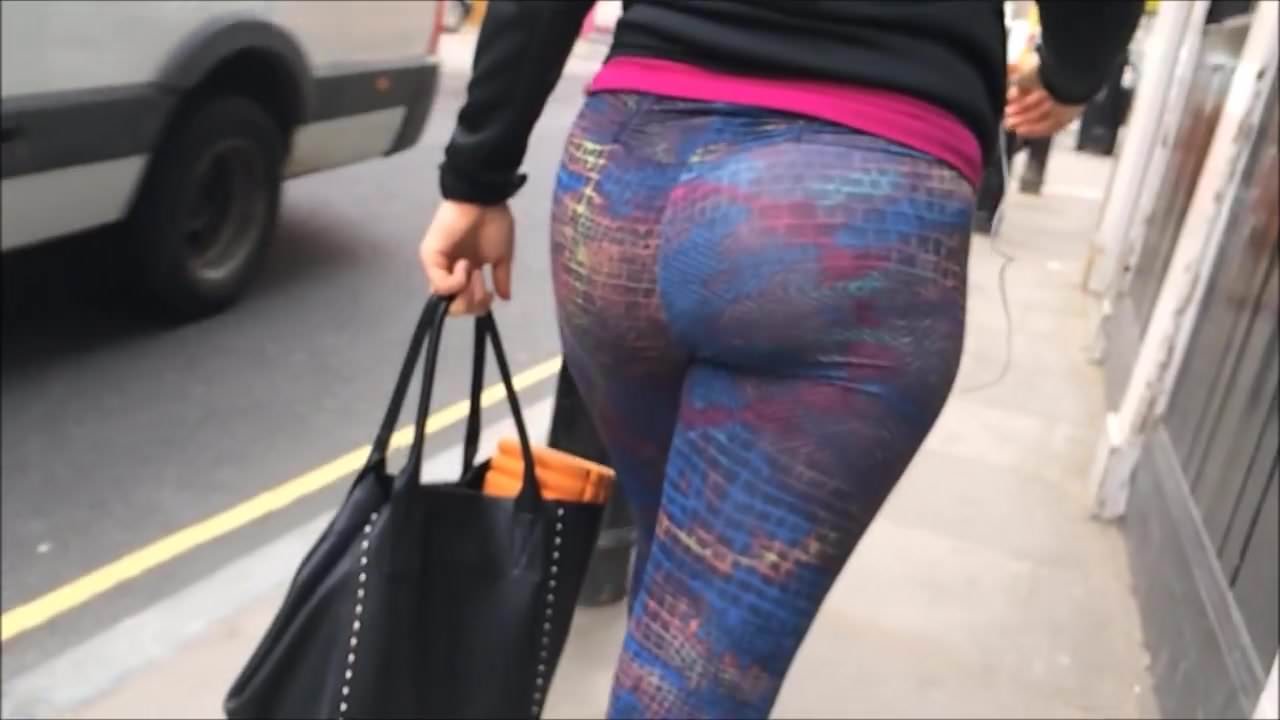 Candid Beautiful Ass in 120fps Slo-Mo!