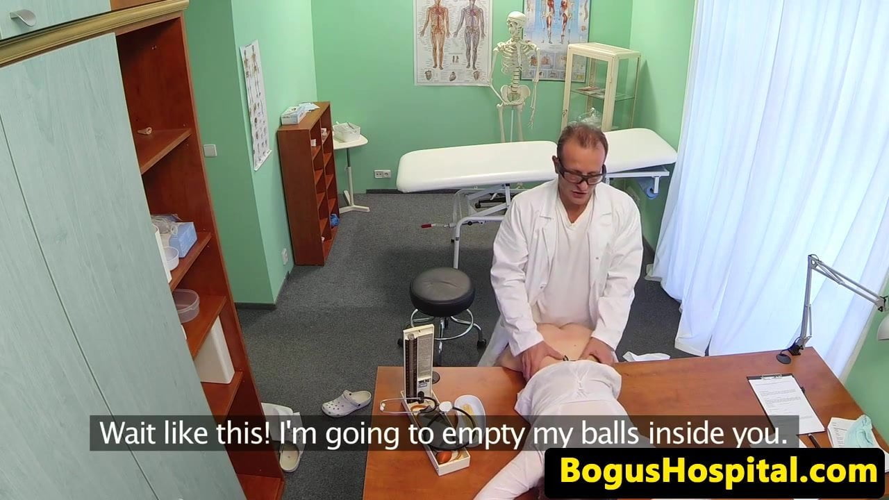 Medical fetish voyeur doc fucks a new start