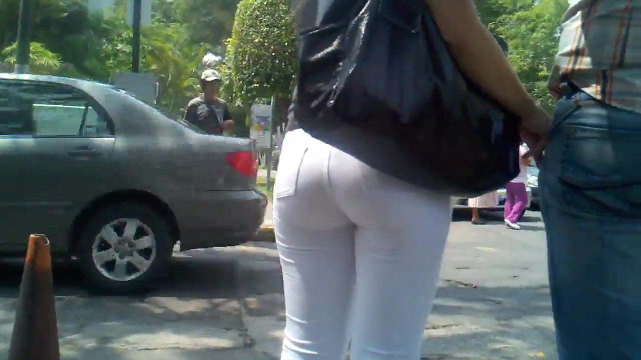 hot ass in white jeans