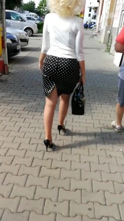 Hot MILF walking in tight skirt and high heels