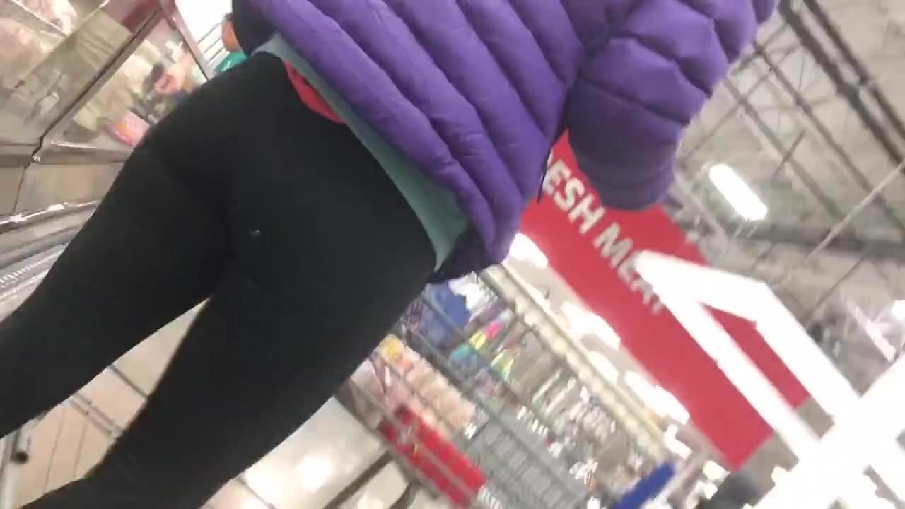 Grocery shopping voyeur cute hot ass