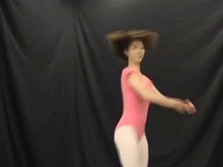 chinese girl dancing