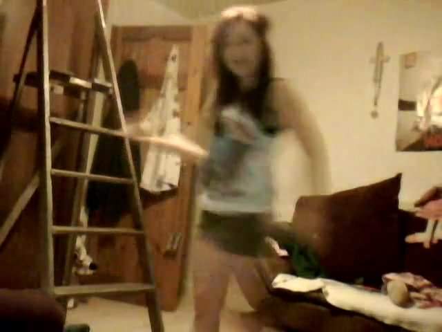 18+ teen sisters sexy dance on webcam