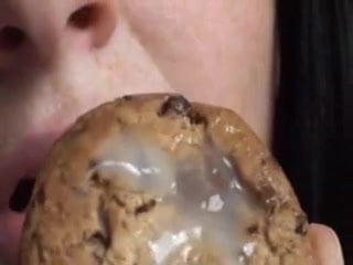 cookies and cum