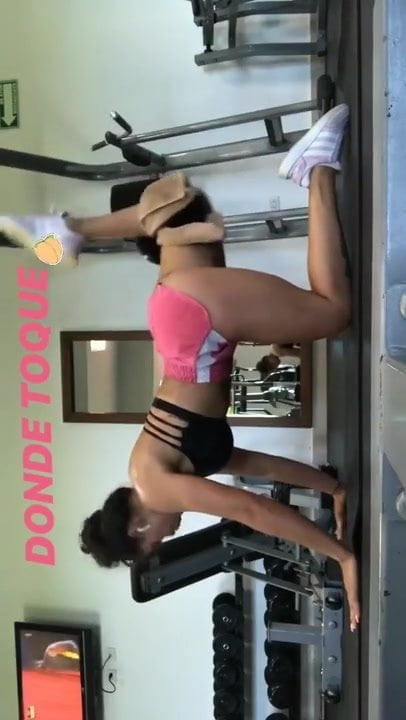 Frida booty training