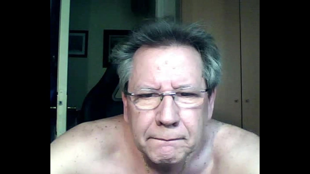 grandpa show and play on cam
