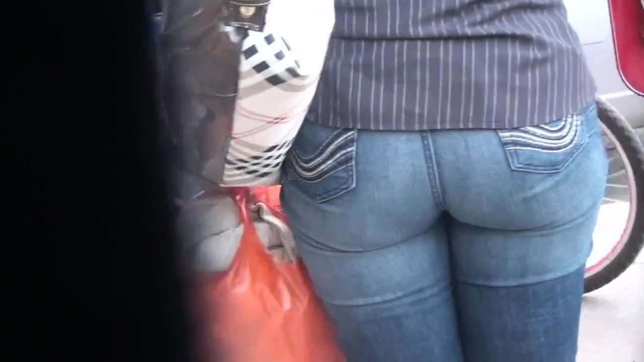 huge ass in jeans