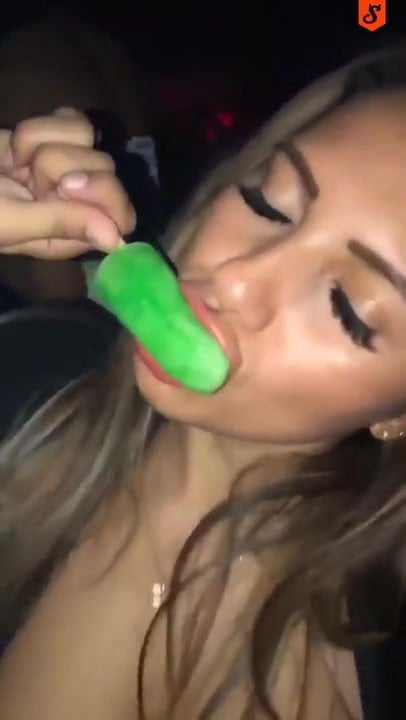 suck lollipopo
