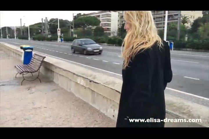 Flashing my pussy in public on the French Riviera