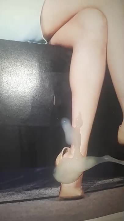 CFJ - sexy feet tribute  : Selena Gomez 1